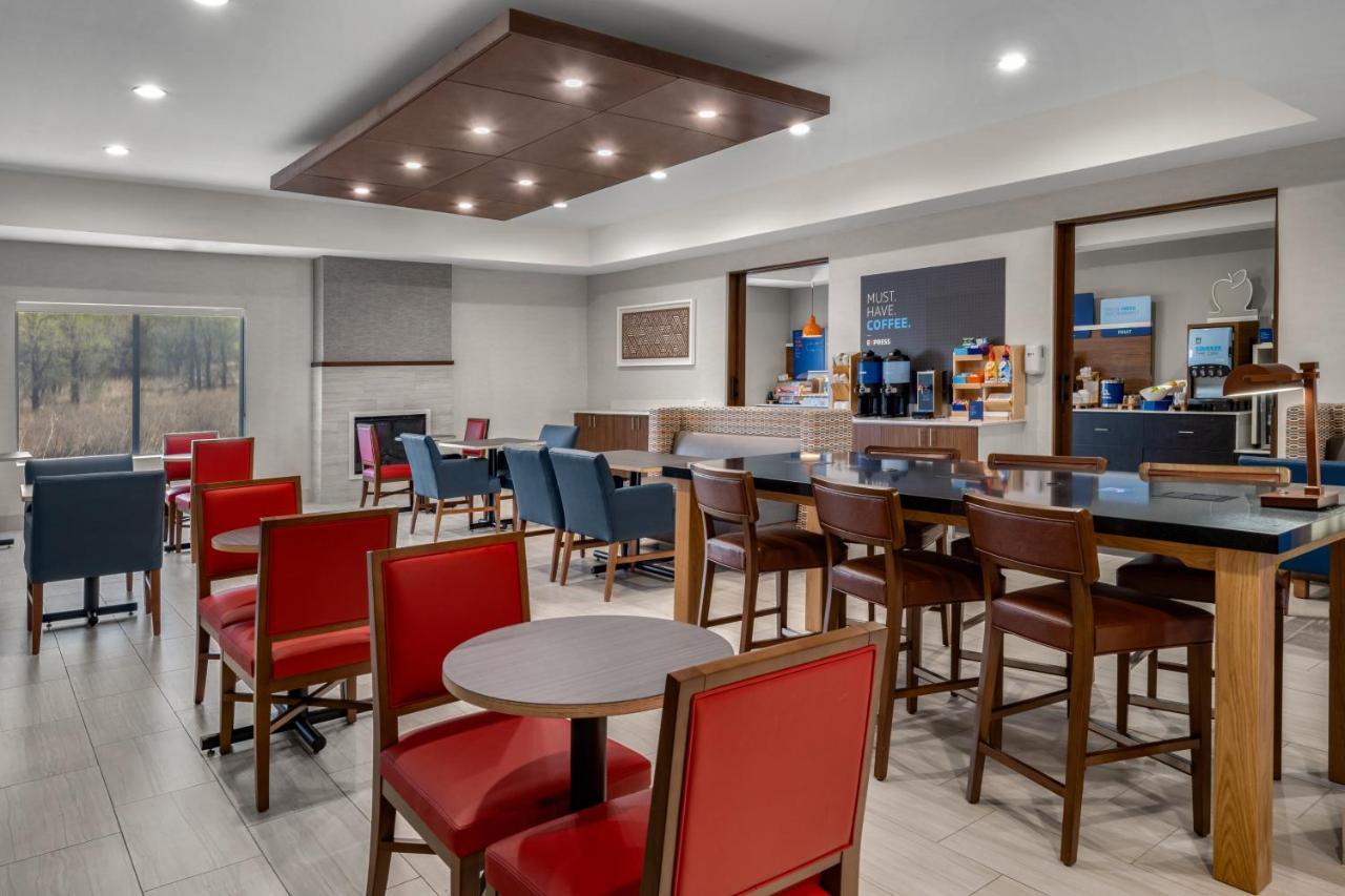 Holiday Inn Express & Suites Graham By Ihg Luaran gambar