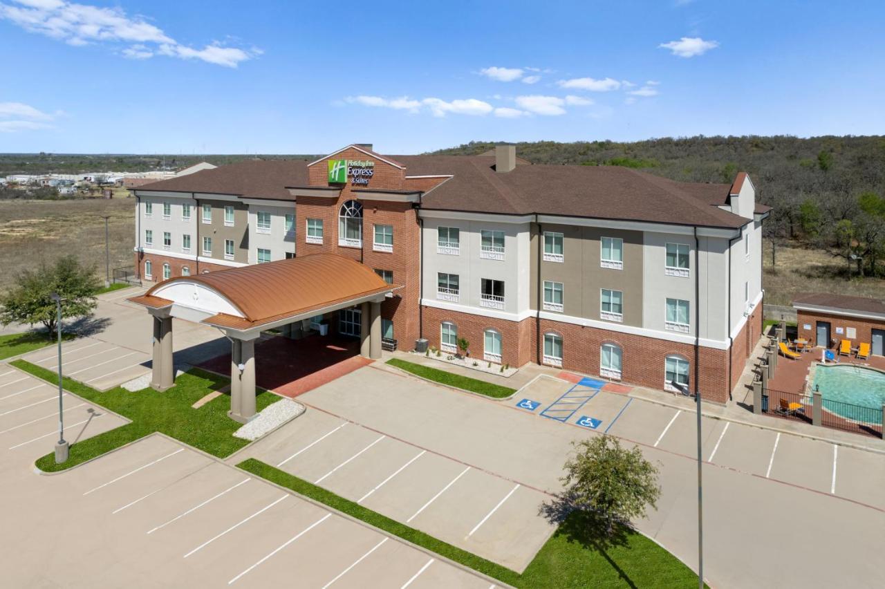 Holiday Inn Express & Suites Graham By Ihg Luaran gambar